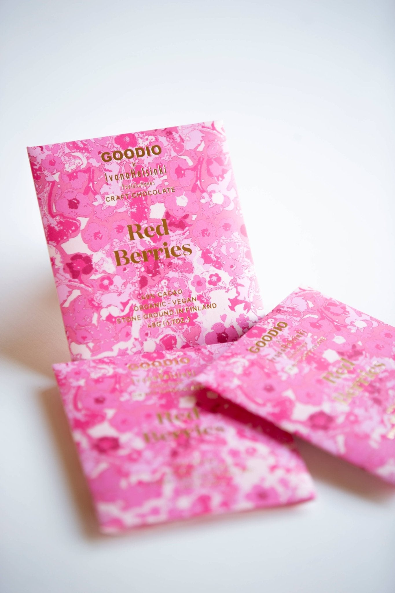 Red Berries Chocolate 49% Organic - TLC Gifting