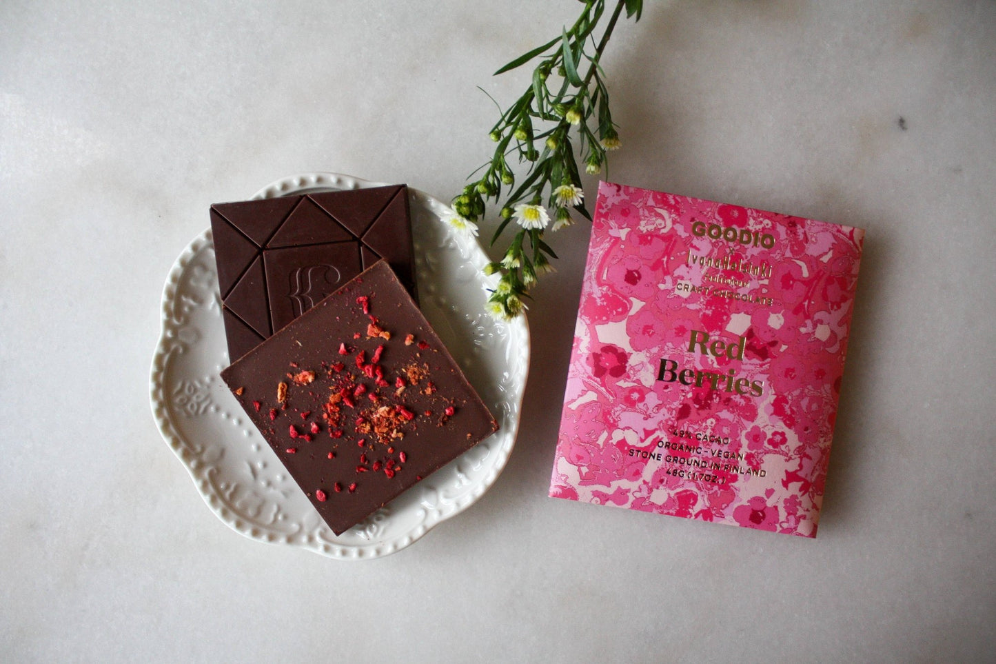 Red Berries Chocolate 49% Organic - TLC Gifting